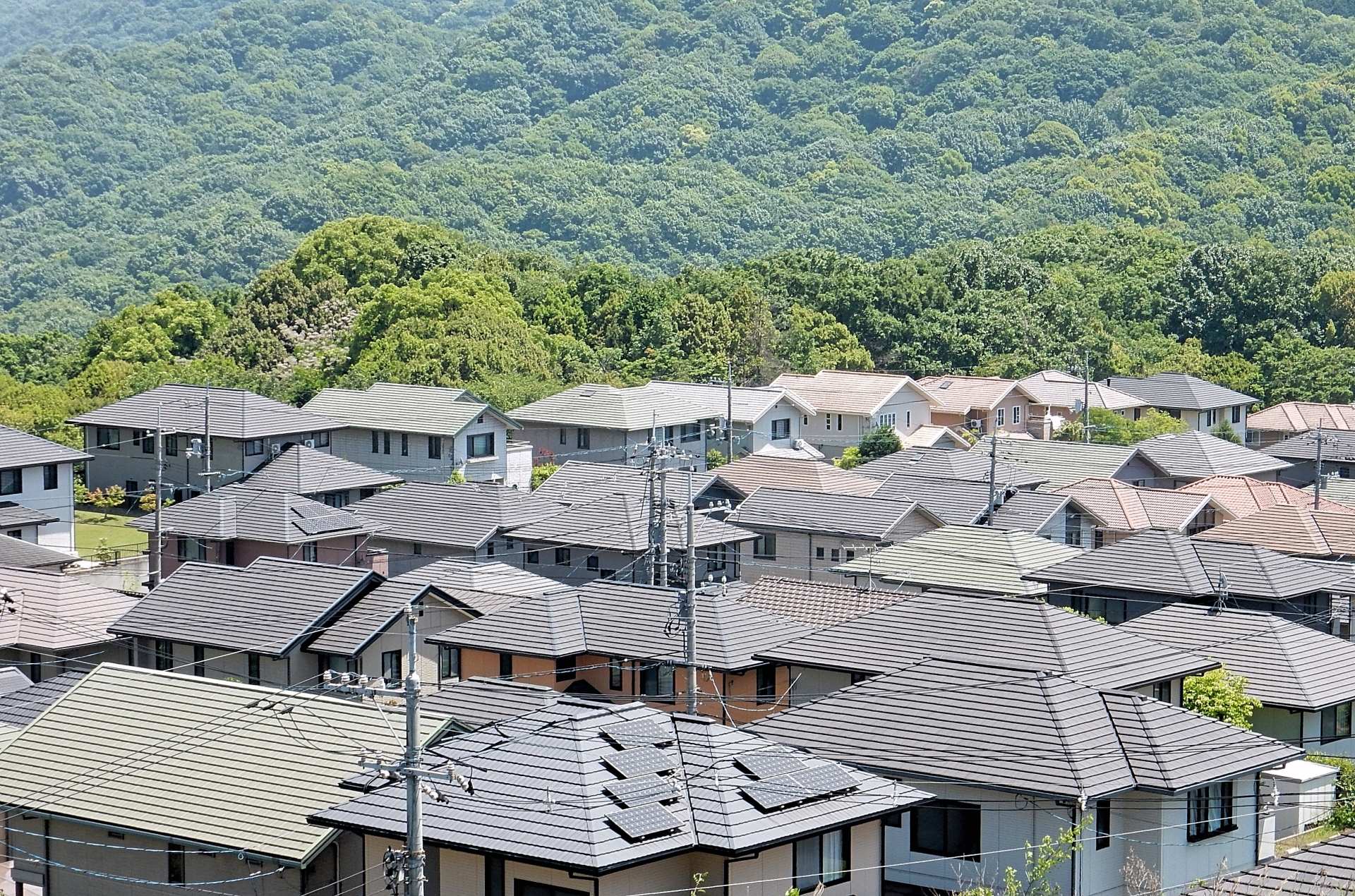 屋根塗装 フッ素樹脂塗料を超える高耐侯無機系塗料施工