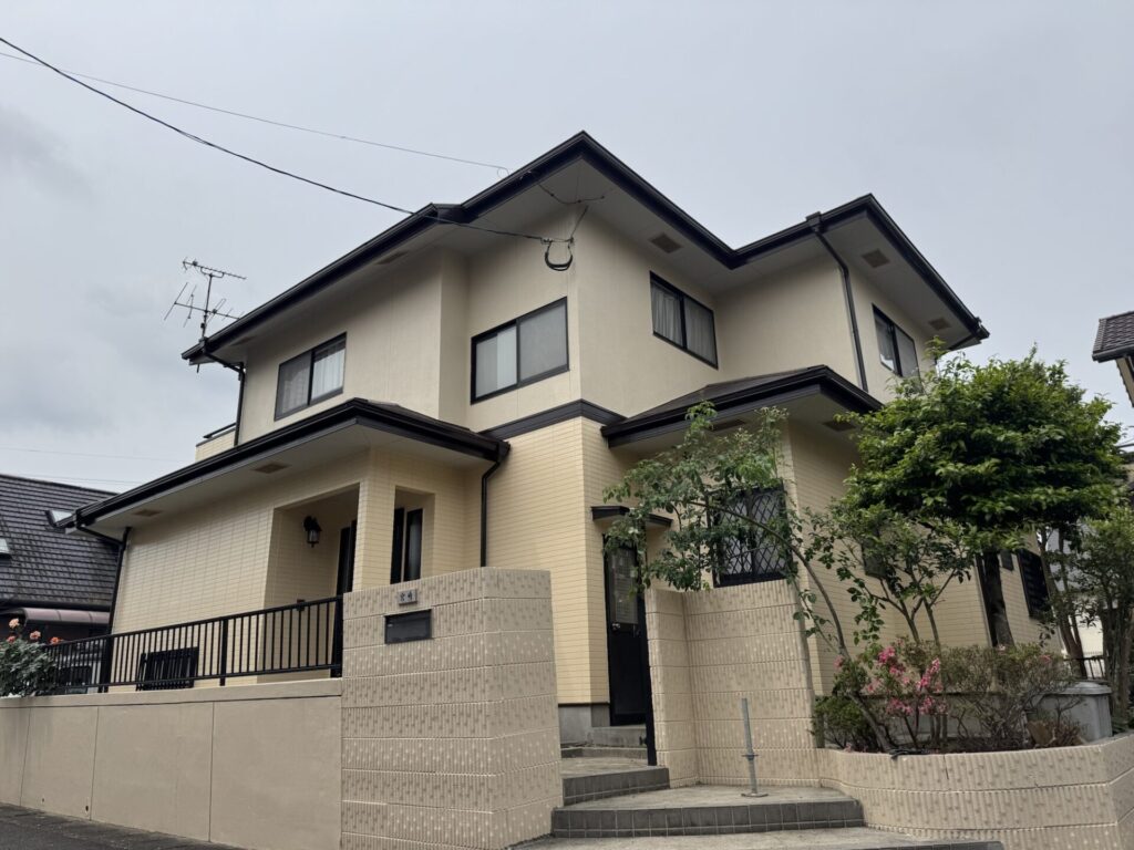熊本県益城町 熊本県益城町　Ⅿ様邸　外壁塗装・屋根塗装４回塗りダブルトーン５回塗り施工させて頂きました(‘ω’)ノ　