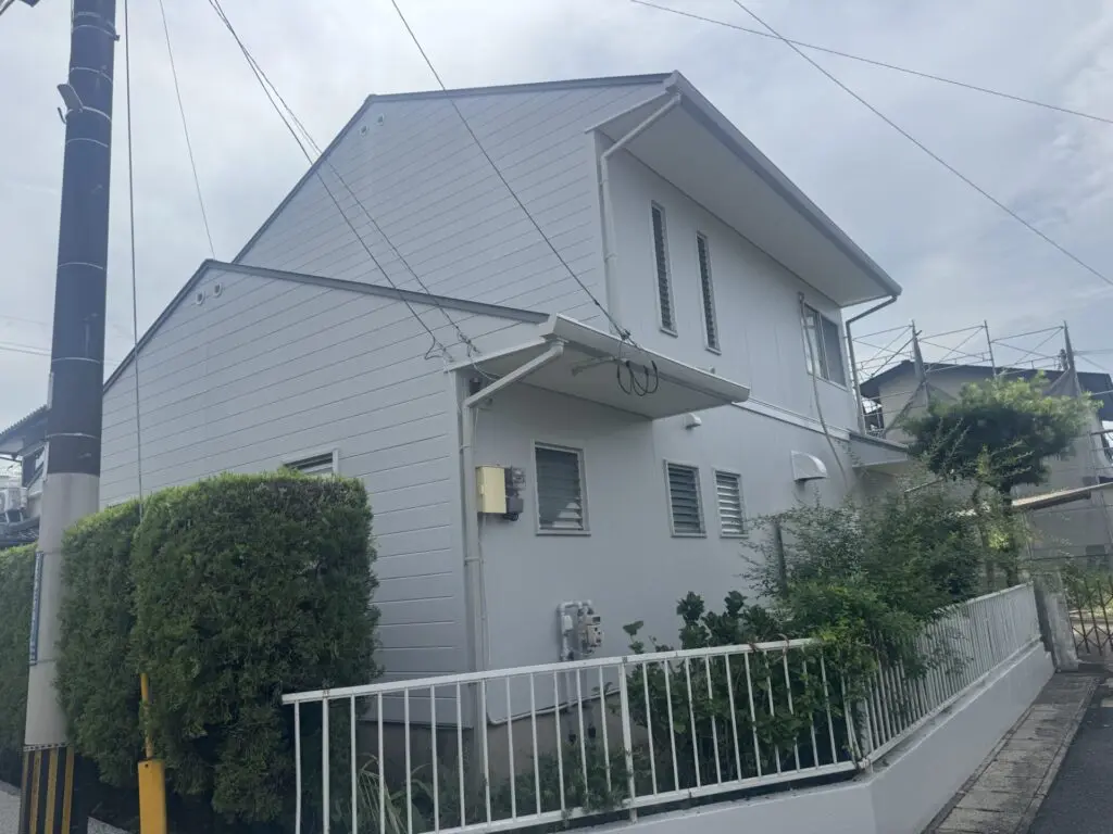 熊本県熊本市 東区　屋根カバー工法・外壁塗装・雨樋交換工事完了