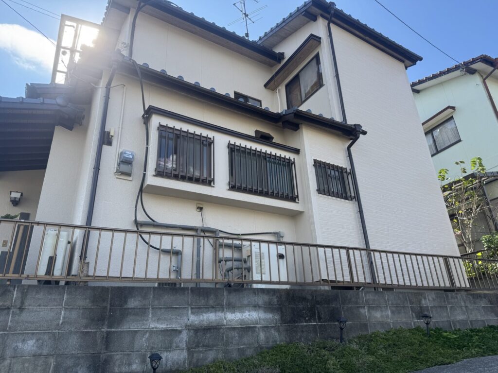 熊本県熊本市 北区　屋根瓦雨漏り修理と外壁塗装工事